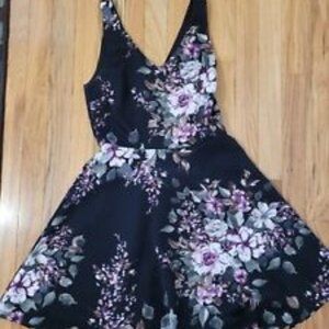 Black/Purple Floral Skater Fit Flare Dress V Neck ~ Emerald Sundae ~ Size S